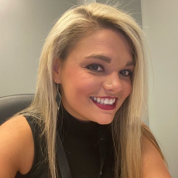 Meet your Posher, Shay - Picture 1 of 2